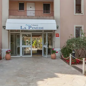 https://la-pinede-toulon.fr-provencehotel.com